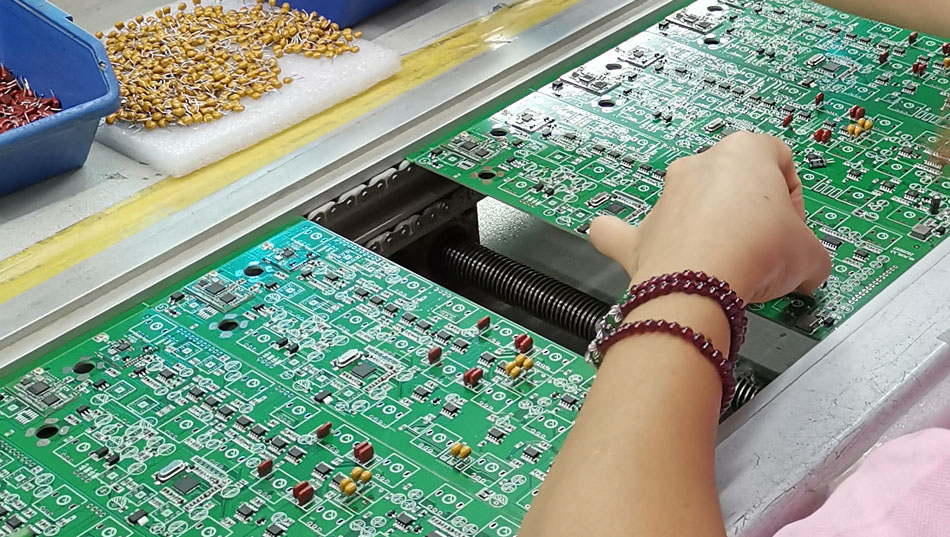 Dịch vụ tư vấn khách hàng của nhà máy PCBA giúp giải quyết các vấn đề kỹ thuật như thế nào