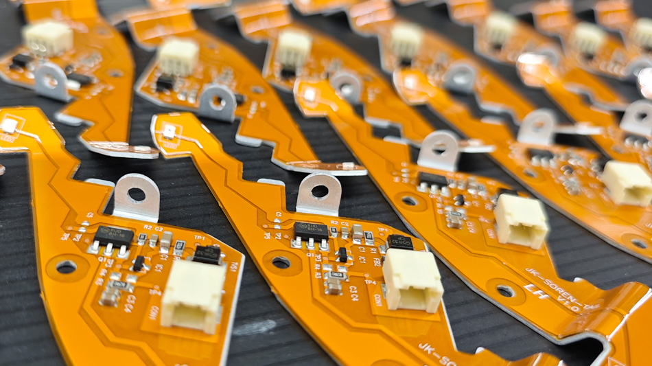 Tại sao việc chọn nhà máy PCBA địa phương lại cải thiện hiệu quả cộng tác?